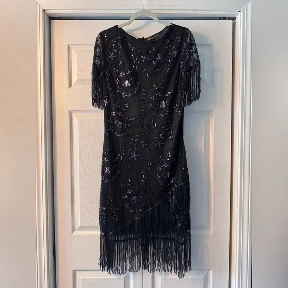 Flapper Fringed Dress with Holographic Sequins - Picture 6 of 9
